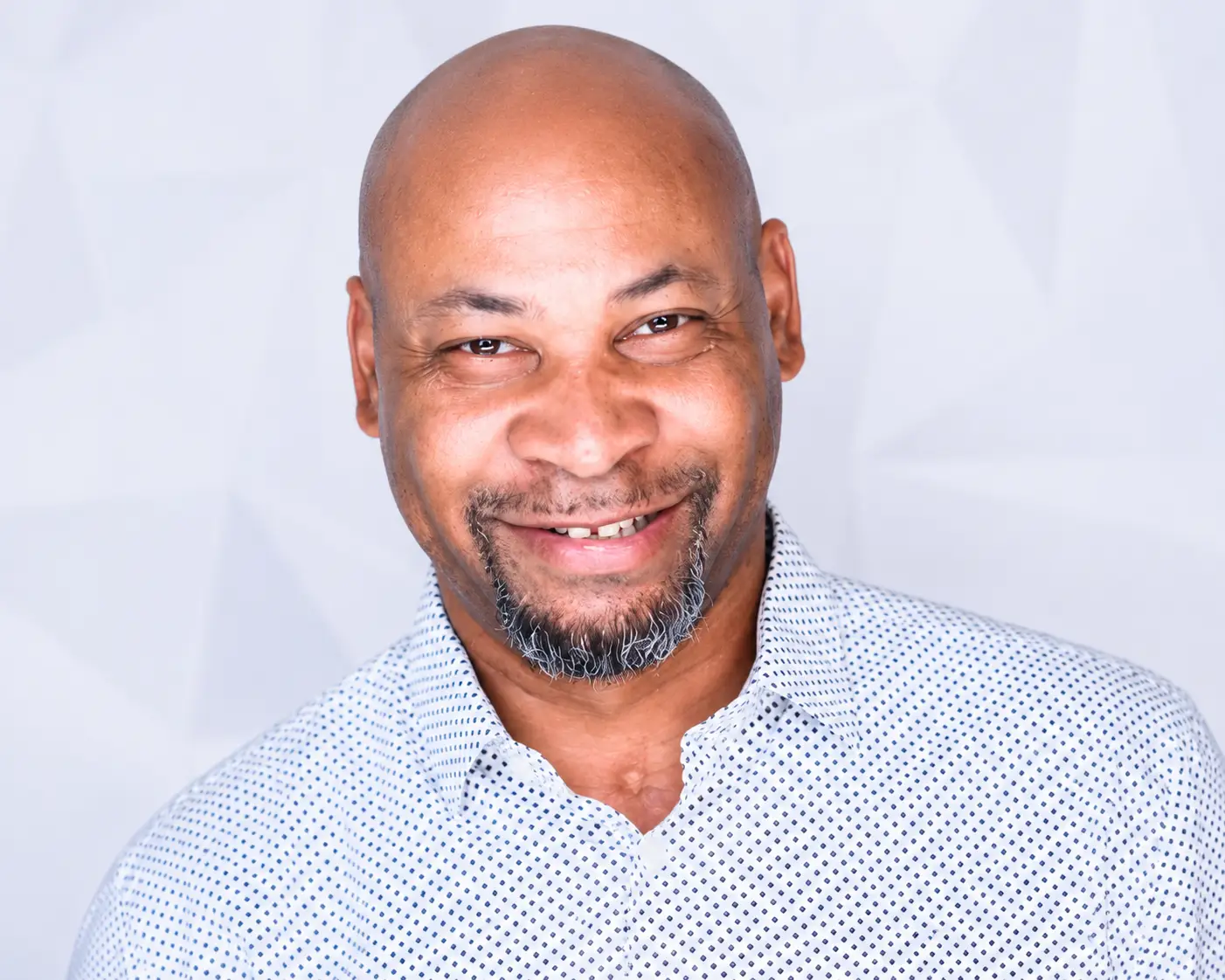 Portrait of Michael McKinnis, photographer and founder of The McKinnis Edit.